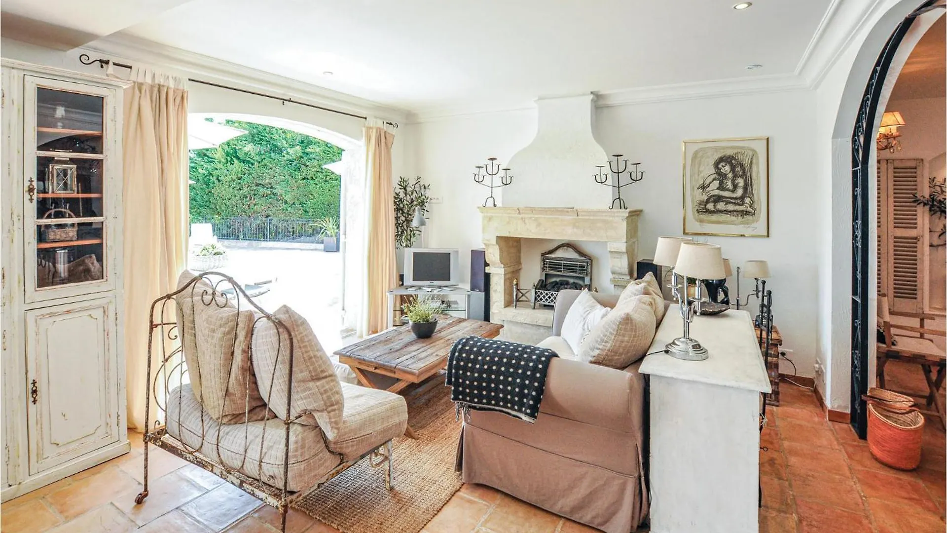 Holiday home Nice Home In Les Adrets D Lesterel With Kitchen Saint-Jean-de-l'Esterel France
