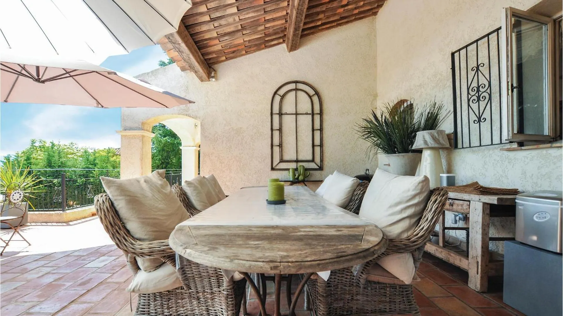 Holiday home Nice Home In Les Adrets D Lesterel With Kitchen Saint-Jean-de-l'Esterel